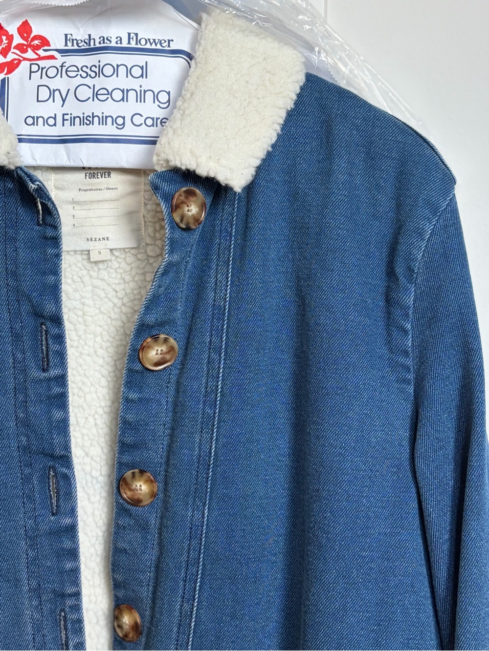 RARE Sezane Will Denim Jacket Indigo faux sheepskin/sherpa lining, size small - Picture 8 of 9